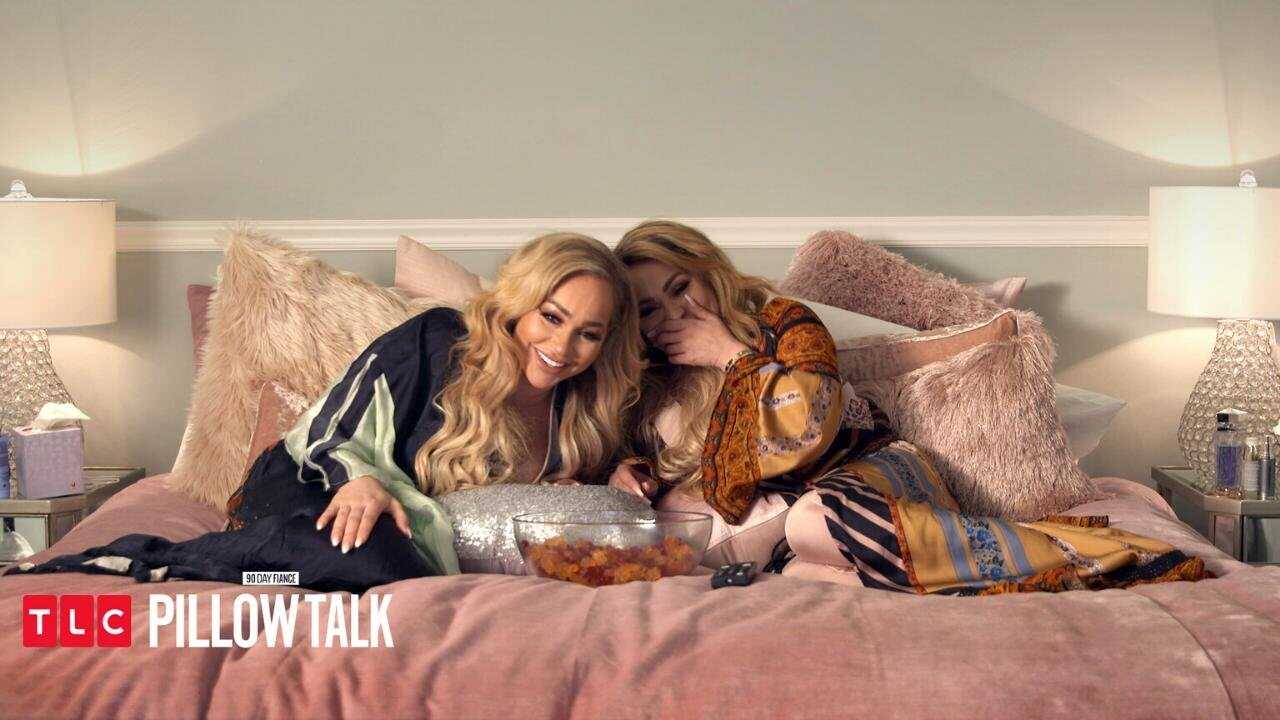 EN - 90 Day Fiancé: Pillow Talk (2019) 2