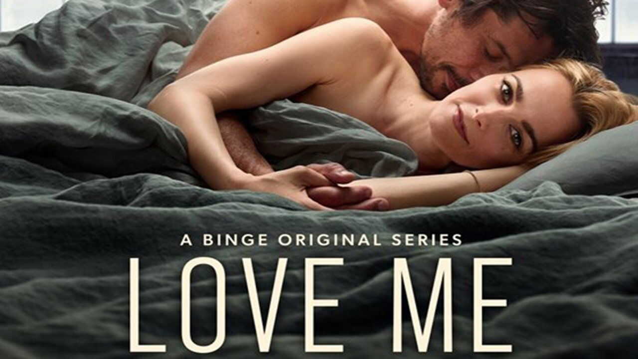 DE - Love Me (2021) 1