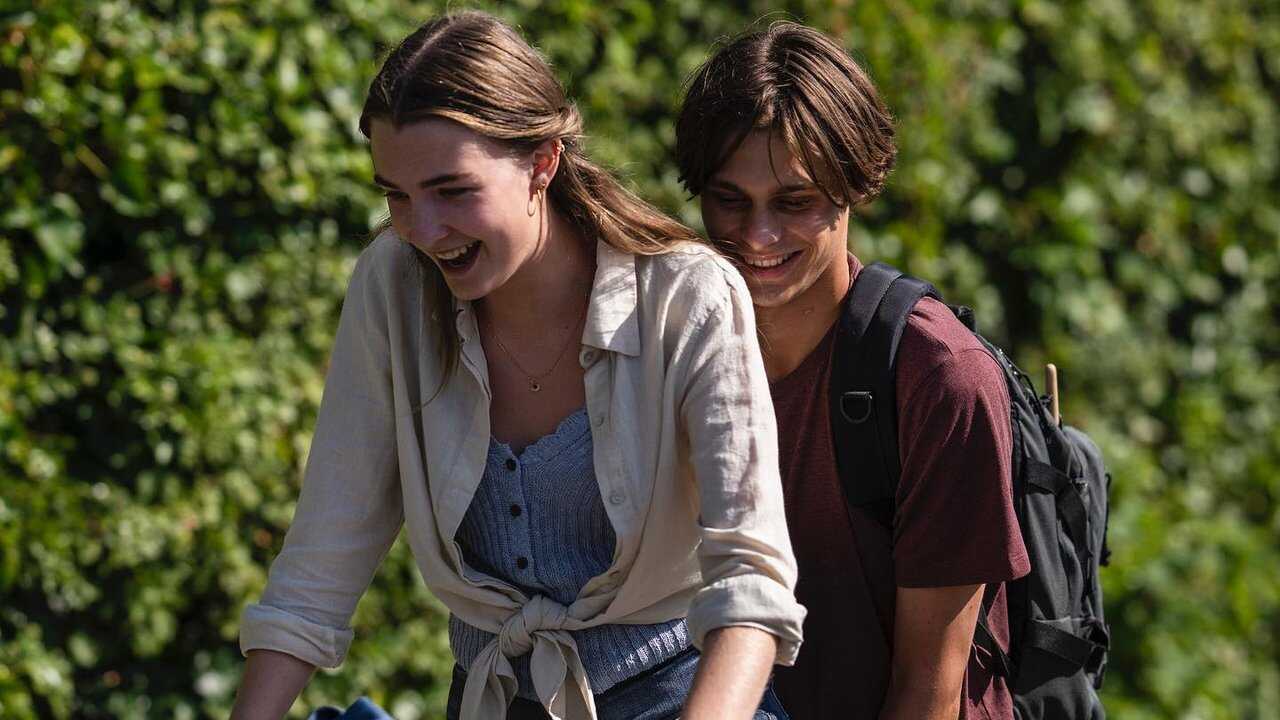 FR - Families Like Ours (2024) 2