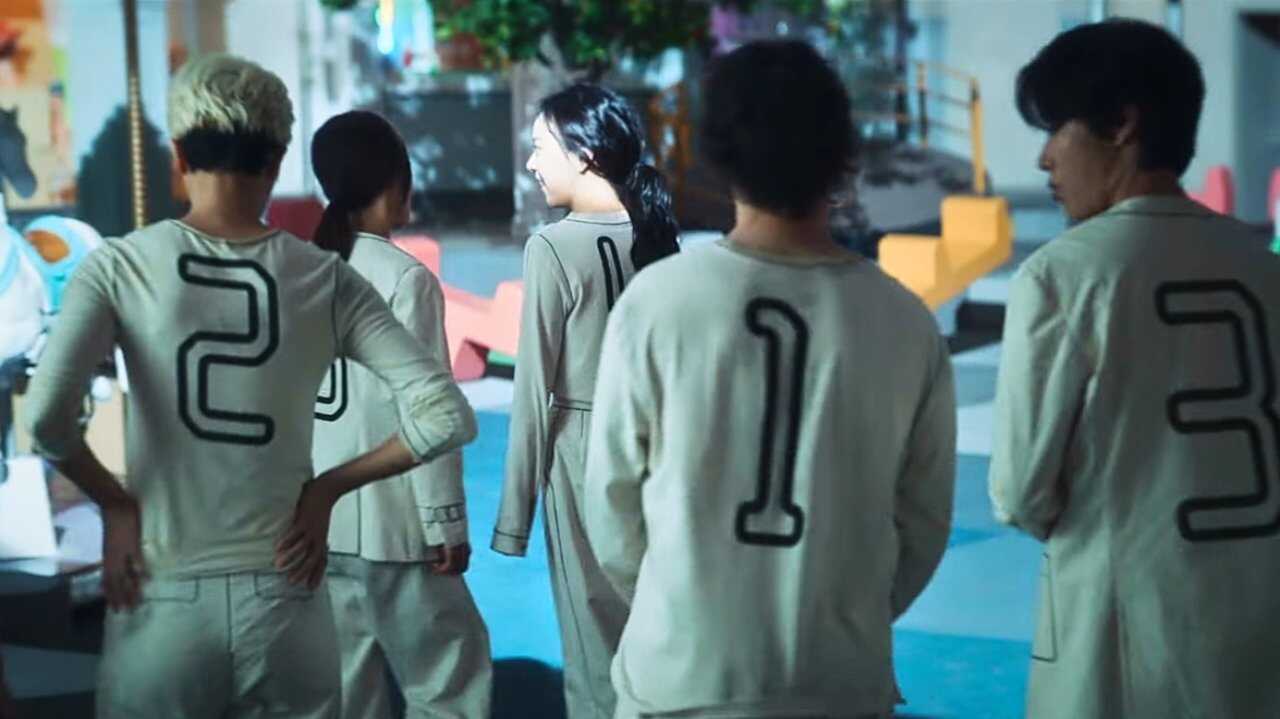 ES - The 8 Show 2