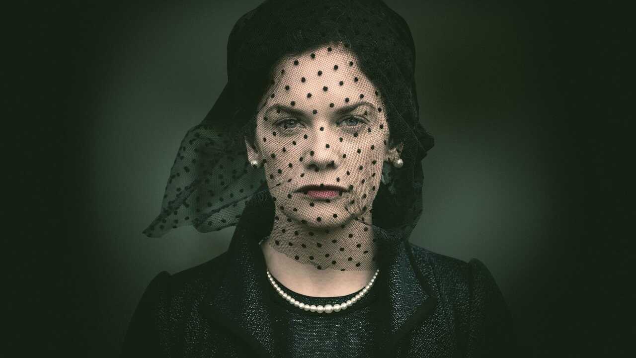 AR - Mrs Wilson (2018) 2
