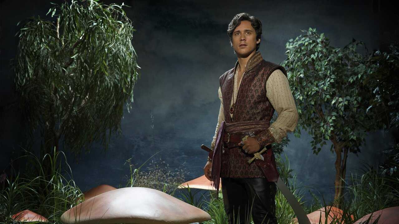 AR - Once Upon a Time in Wonderland (2013) 4