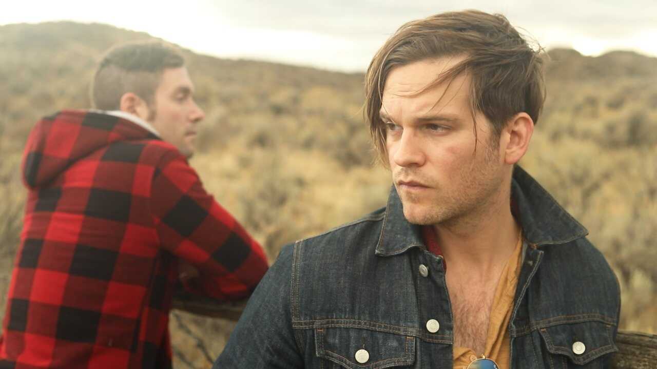 DE - EastSiders (2012) 0