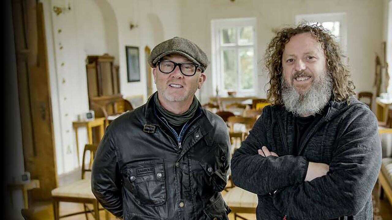 EN - Salvage Hunters (2011) 0