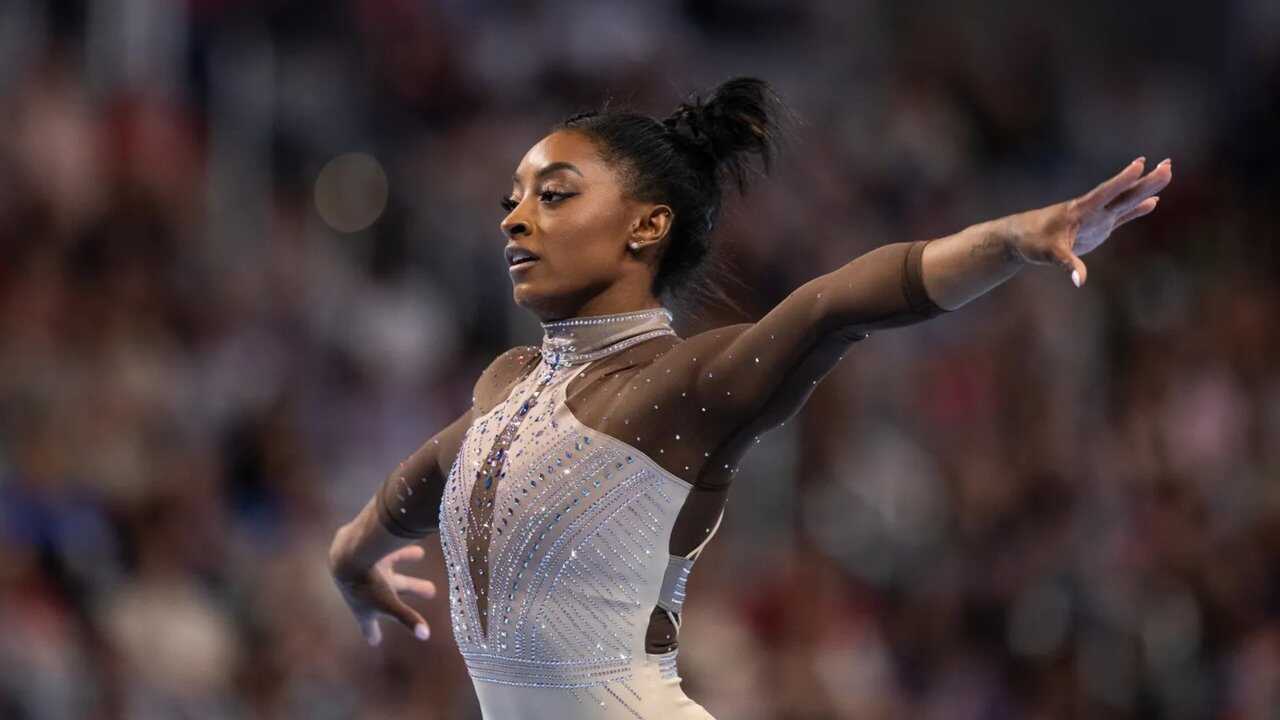 FR - Le Nouvel Essor de Simone Biles (2024) 1