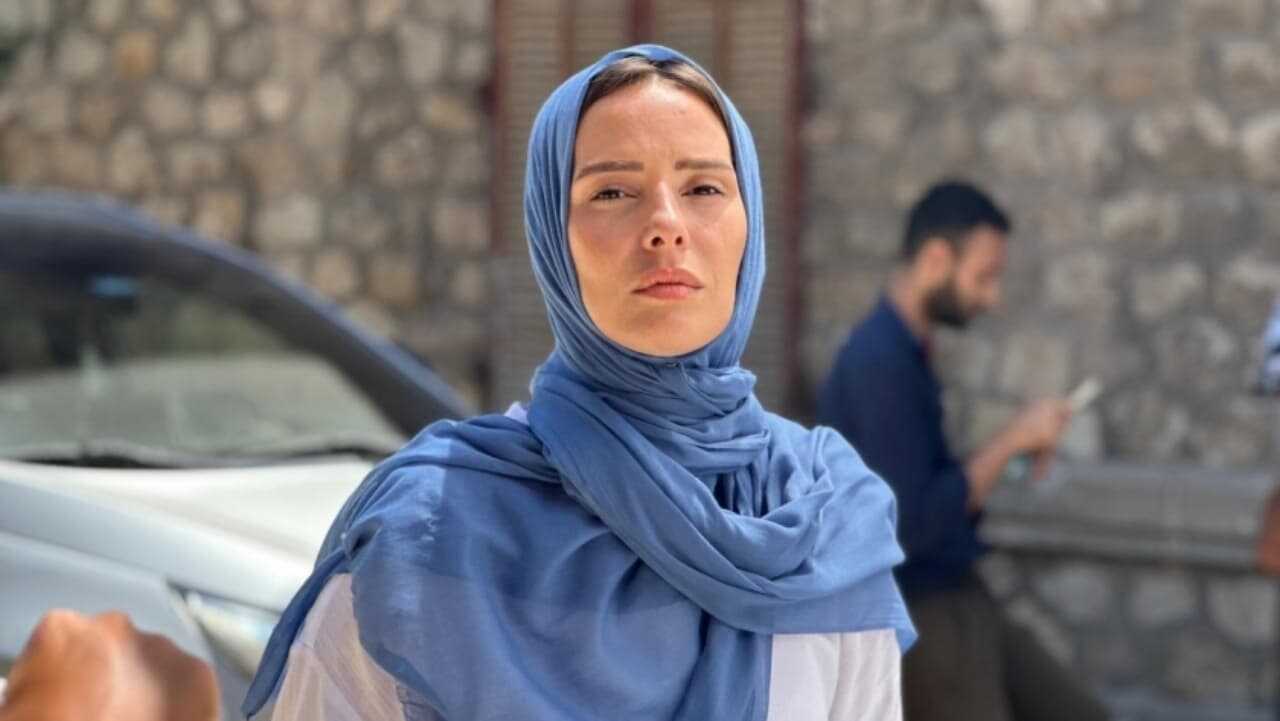 AR - مسلسل برغم القانون 0