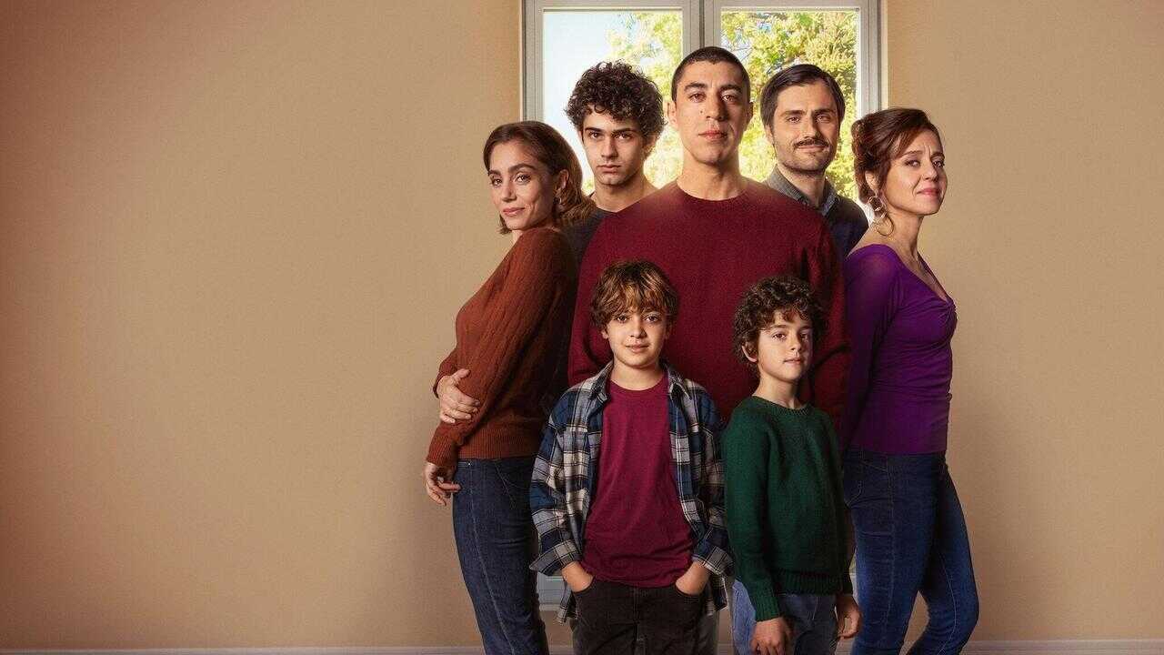 ES - La historia de mi familia (2025) 0