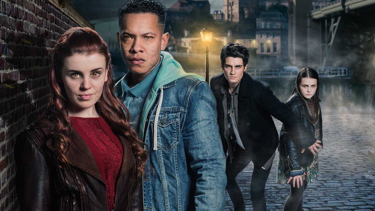 FR - Wolfblood (2013) 0