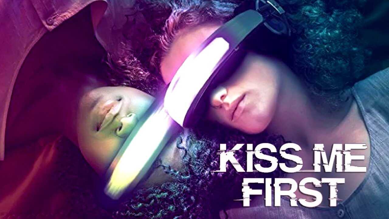 DE - Kiss Me First (2018) 4