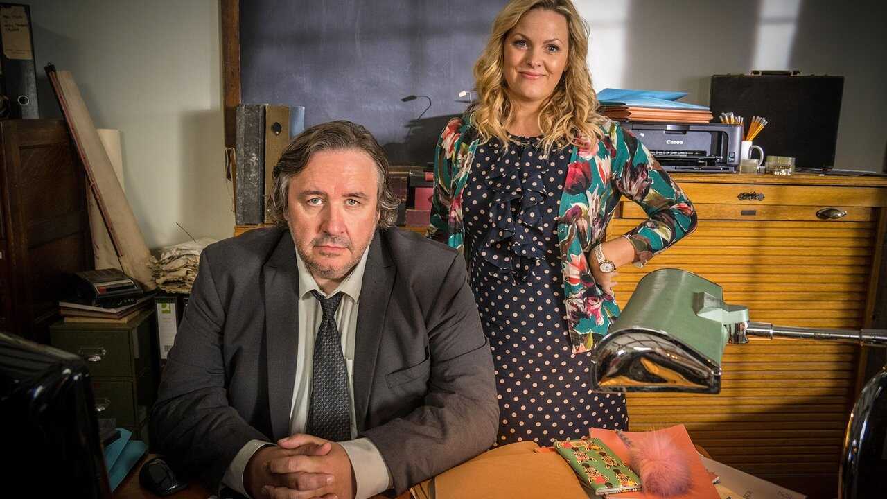 DE - Shakespeare & Hathaway (2018) 4