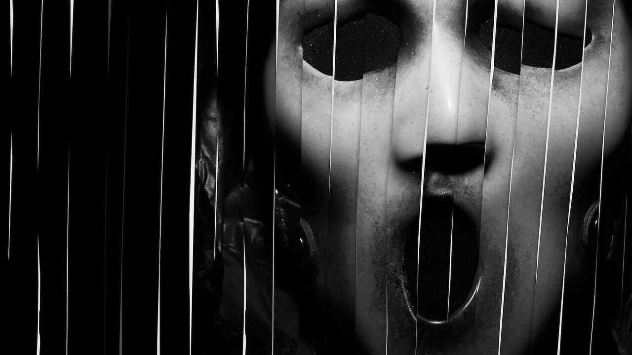 EN - Scream: The TV Series (2015) 3